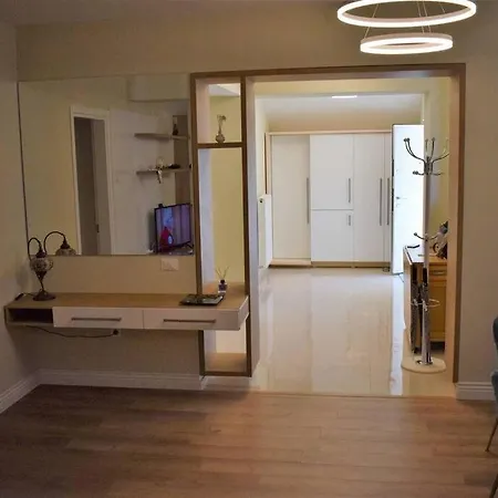 Two Bedrooms In Villa, Private Parking Daire *