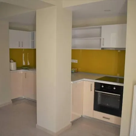 Two Bedrooms In Villa, Private Parking Daire Bükreş
